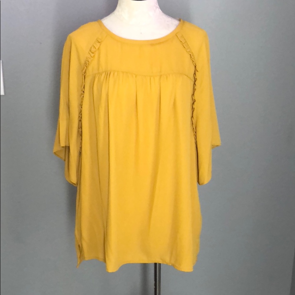 Zac & Rachel Solid Mustard Top